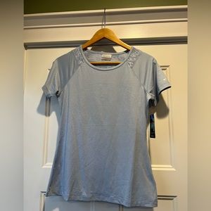 Columbia Peak to Point II T-Shirt Size Small NWT